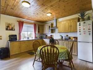 Breakfast kitchen- click for photo gallery